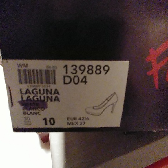 High Heels - Picture 3 of 5